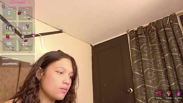 Chat +18 de Emma_visconti ao vivo