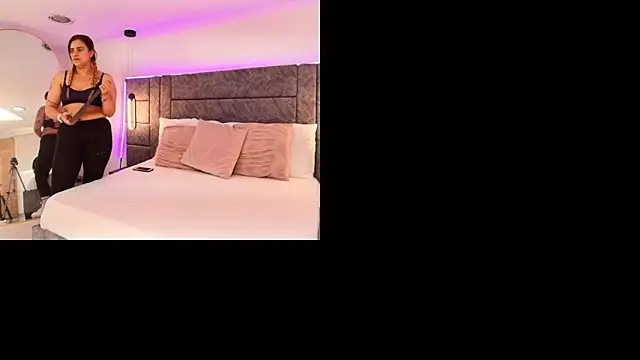 Dakota_Megan_69 Show Webcam