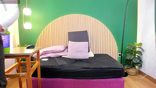 Chat +18 de dahianeconnor ao vivo