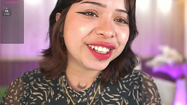 Chat +18 de IzisLust ao vivo