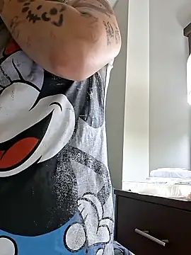 Pertunjukan Kamera Web HELLOSKLA