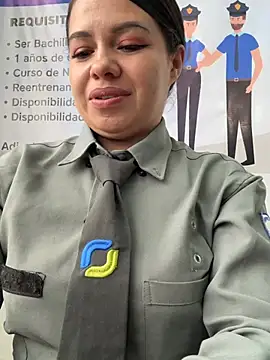 Ariana-07: онлайн-секс-чат