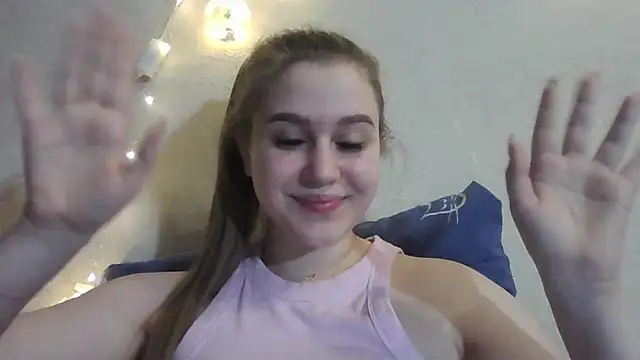 Živý XXX chat yourhoney_Lola_