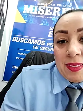 CRISTAL__11 élő XXX-chatje