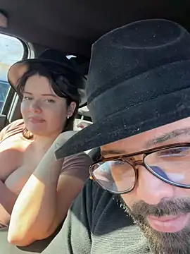 แชท XXX สดของ mangolini_parrocini