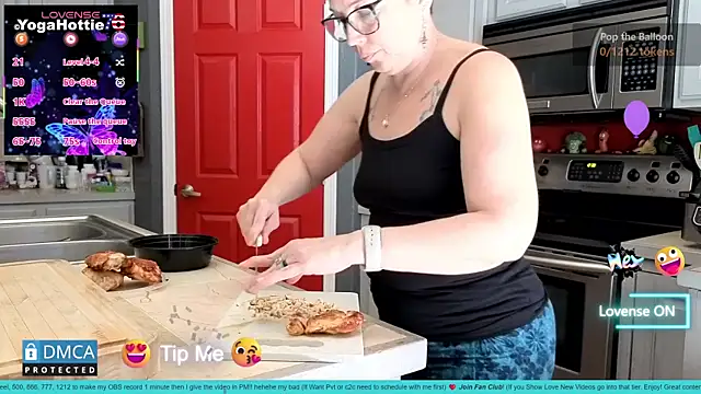 YogaHottie76: вебкам-шоу