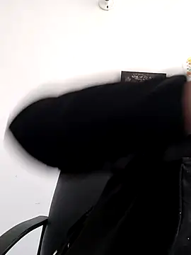 Chatroom XXX en direct de Luianna