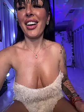 Chat +18 de SofiaaMaria ao vivo