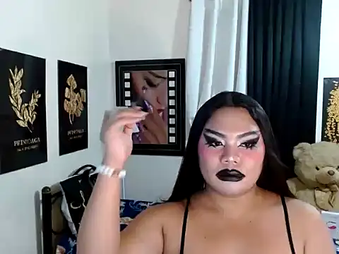 Chat +18 de TSbrianaHugeCock ao vivo