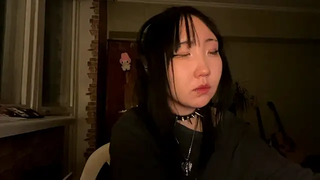 Yunananaa Chat XXX in diretta