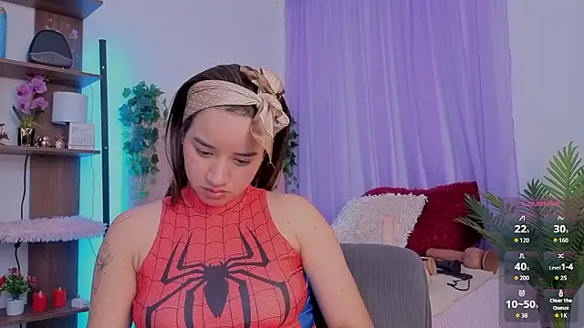 Chatroom XXX en direct de emilyrouxe