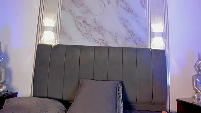 Rosaly_Rodmanのウェブカメラショー