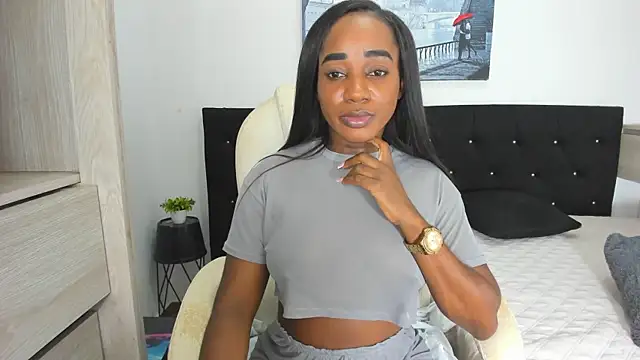 Pokazy przed kamerką – cristaaalclocks1