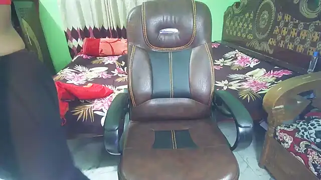 BengaliQueenStarn Live XXX chat