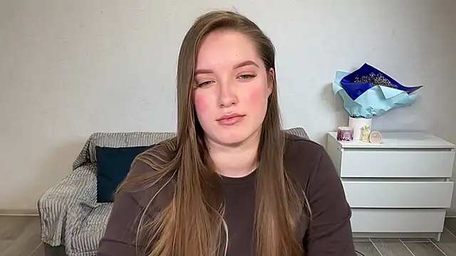 EvaMaddison Adlı Modelin Canlı XXX Sohbeti