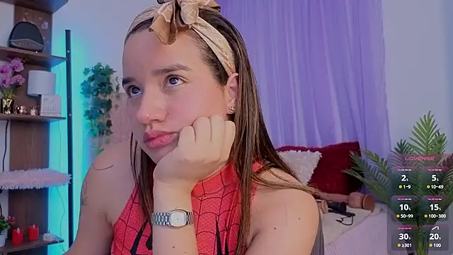 emilyrouxe Live XXX-chat