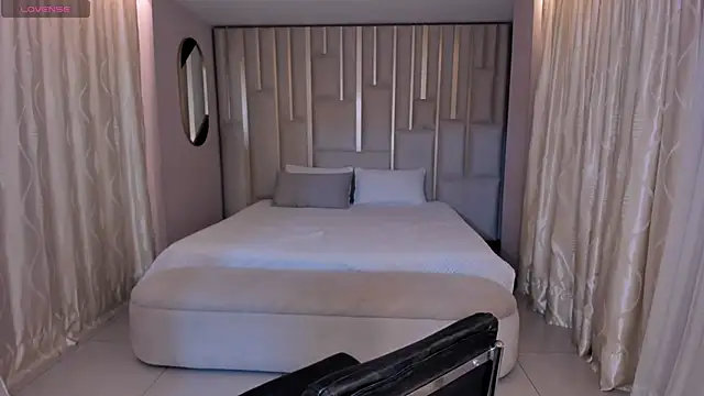 Chatroom XXX en direct de SunnyRivers