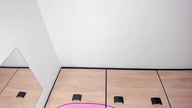 XXX chat uživo modela karol_lewiss