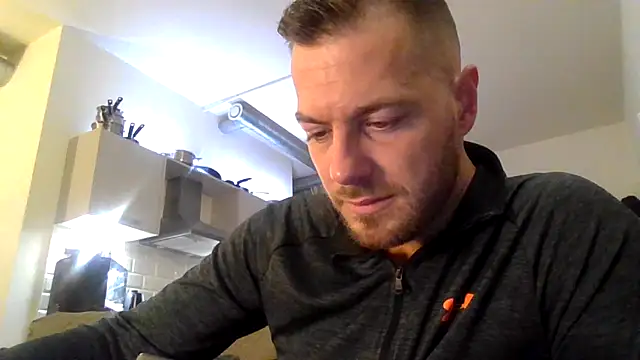 Chat +18 de cheekycherryx ao vivo