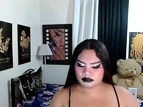 Вебкам-шоу TSbrianaHugeCock