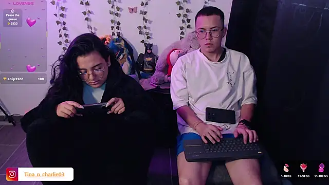 Živý XXX chat Tina_4_Charlie