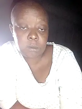 HerPleasure2025のライブXXXチャット