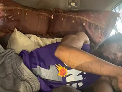 XXX chat uživo modela SlimeCrownzOut5