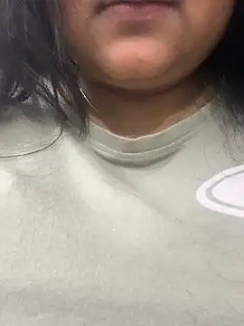 radhikkaa – Naživo XXX chat