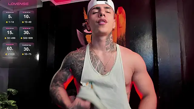 عرض كام SalvatoreDmore