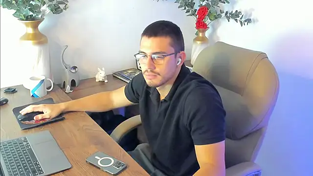 XXX chat uživo modela Jay_Grip