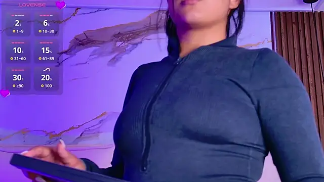 Chat XXX ao vivo de BrunaMonroee