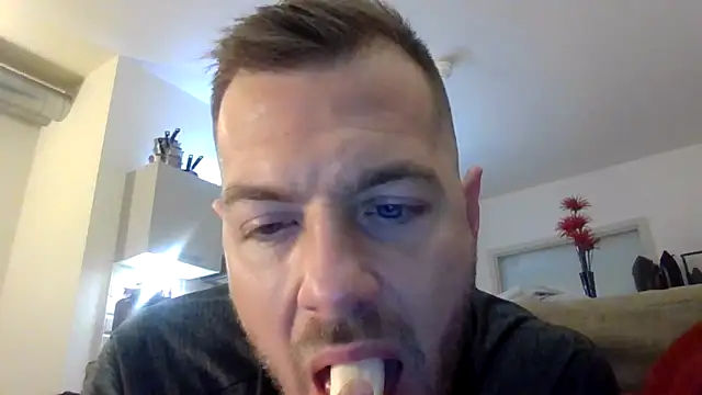 cheekycherryx 现场XXX聊天