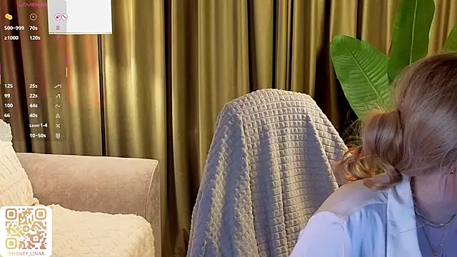 Chat +18 de honey_kors ao vivo