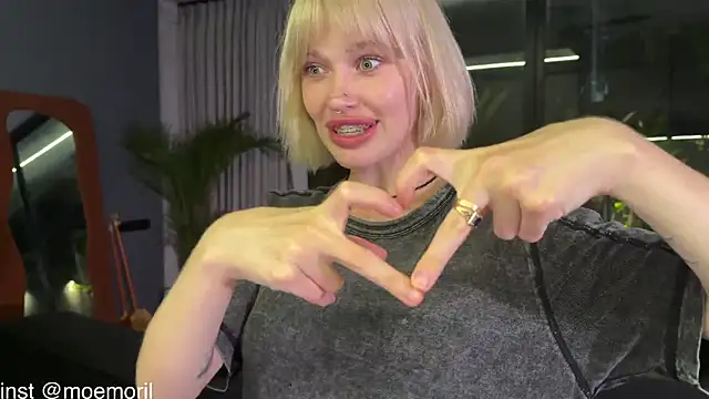 แชท XXX สดของ Golden_Aline