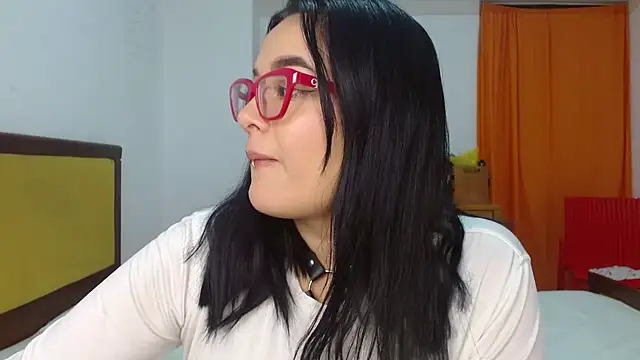 Nova-Satela 라이브 XXX 채팅