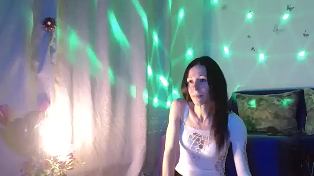 ElysaSun – Live XXX-chat