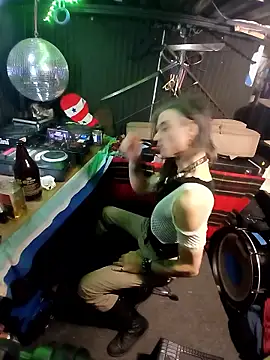 AllucyLu Chat XXX live