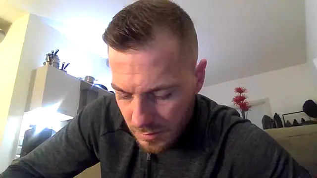 แชท XXX สดของ cheekycherryx