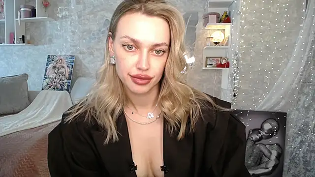 Chatroom XXX en direct de NickyAdamidi