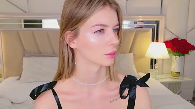 MeganMour Chat XXX in diretta