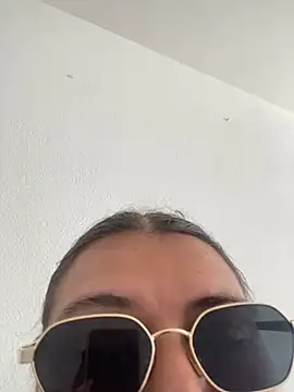 Maya_Manes Chat XXX in diretta