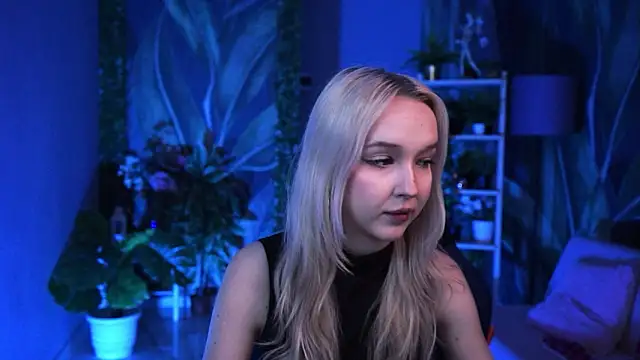 Chat XXX en directo de MaoqiBeverly