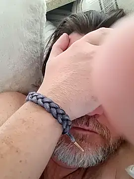 Chat +18 de EZs_FuKRoOm ao vivo