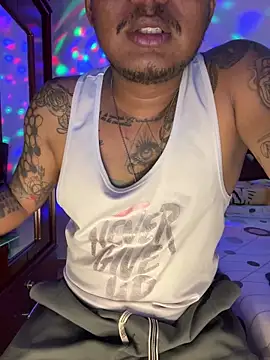 Saipuer31 – Live XXX-chat