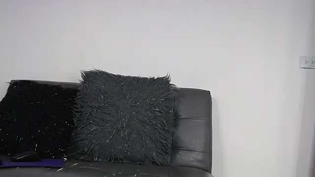 Chatroom XXX en direct de Deysha_Garcias