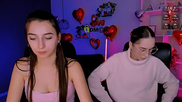 Show modela mila_firee na web-kameri