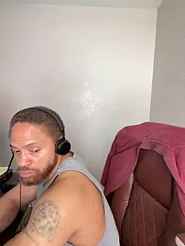 Fathero1time live XXX chat