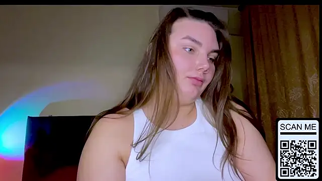 Dreamyblushfairy Adlı Modelin Canlı XXX Sohbeti