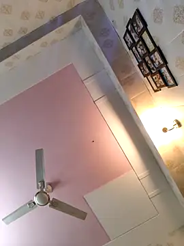 Anchal-8798's Live XXX Chat