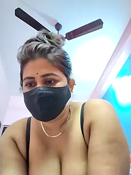 pinkihot23's Webcam Show